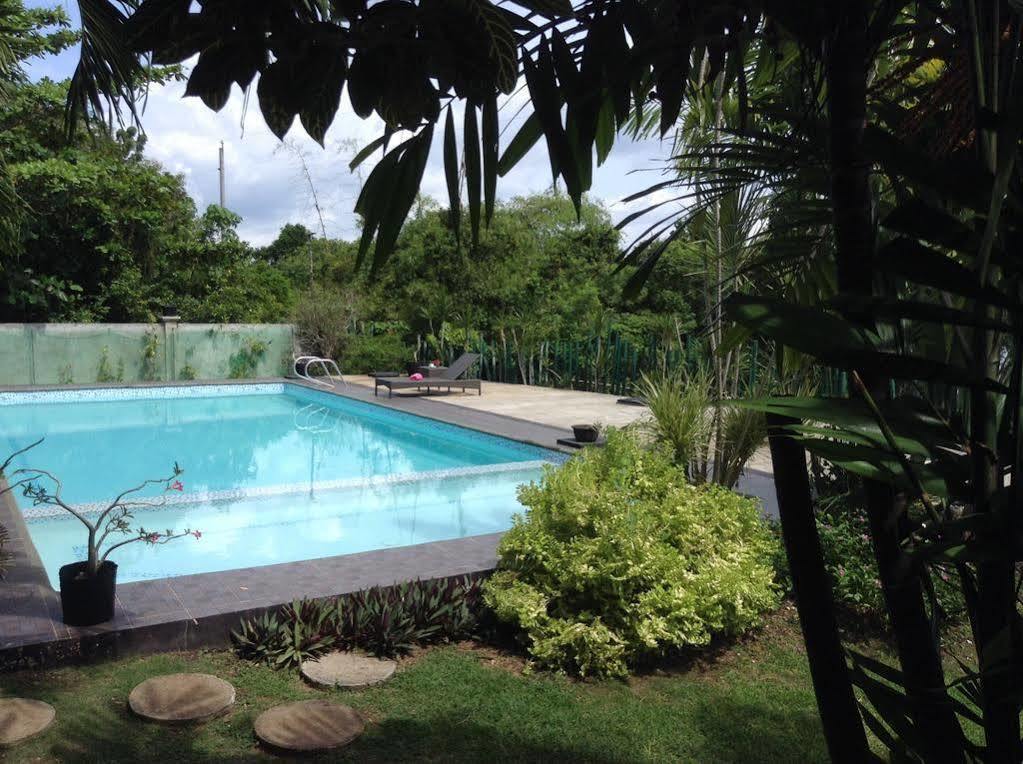 La Pernela Resort Biking Luaran gambar