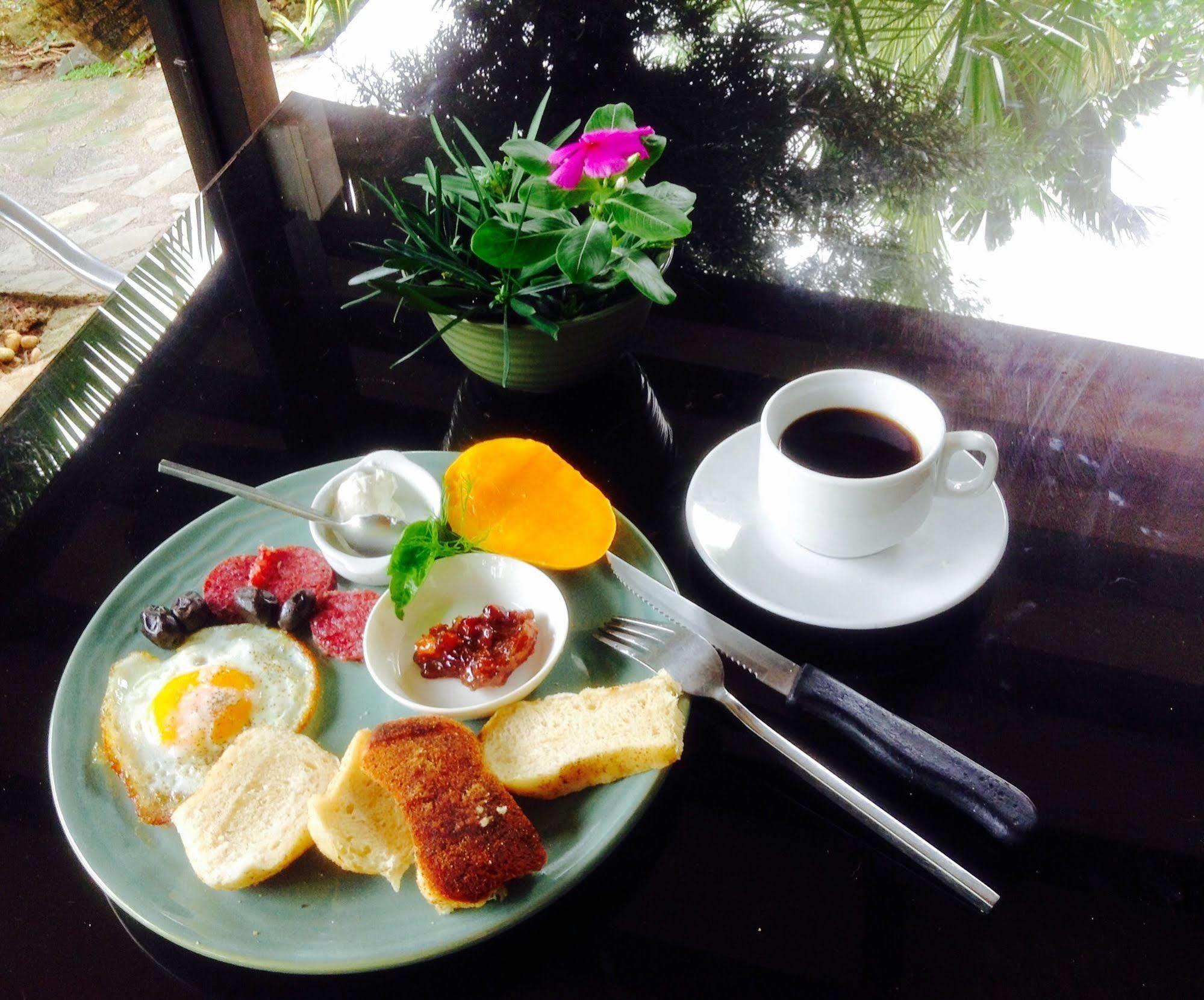 La Pernela Resort Biking Luaran gambar